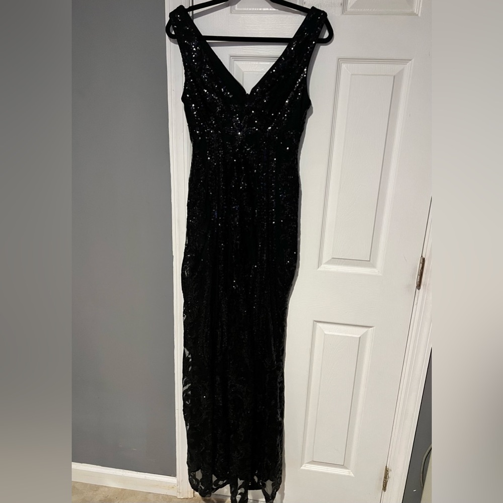 Brand New Black Dress w/ Sequins by Jessica Wright Collection(London Lipstick💄)